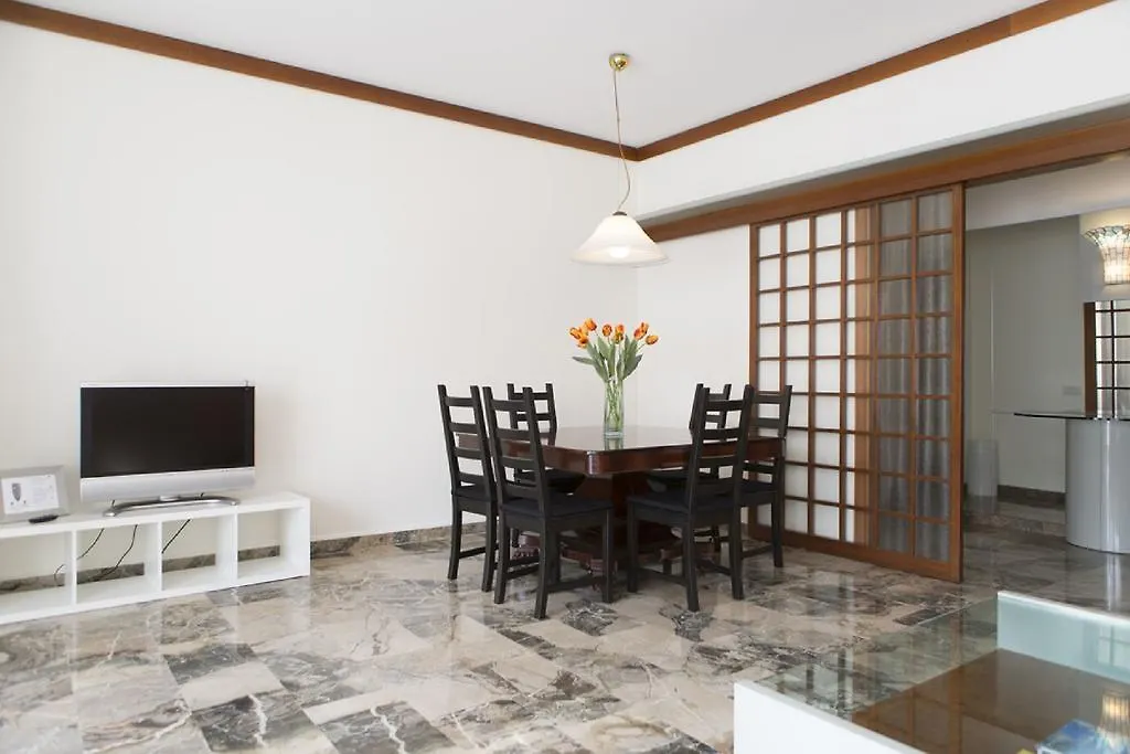 Fiera Monterosa 11 Apartment Milan Italy